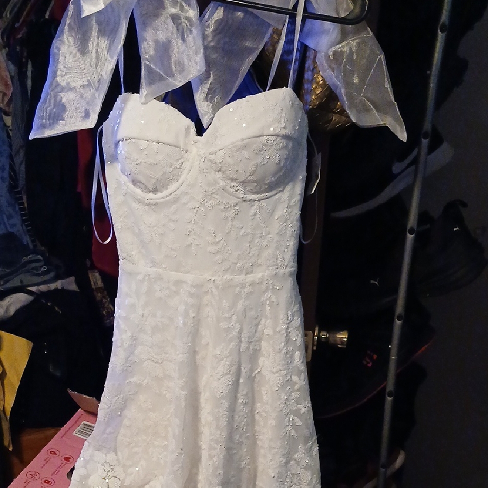 Windsor White Lace Sweetheart Dress